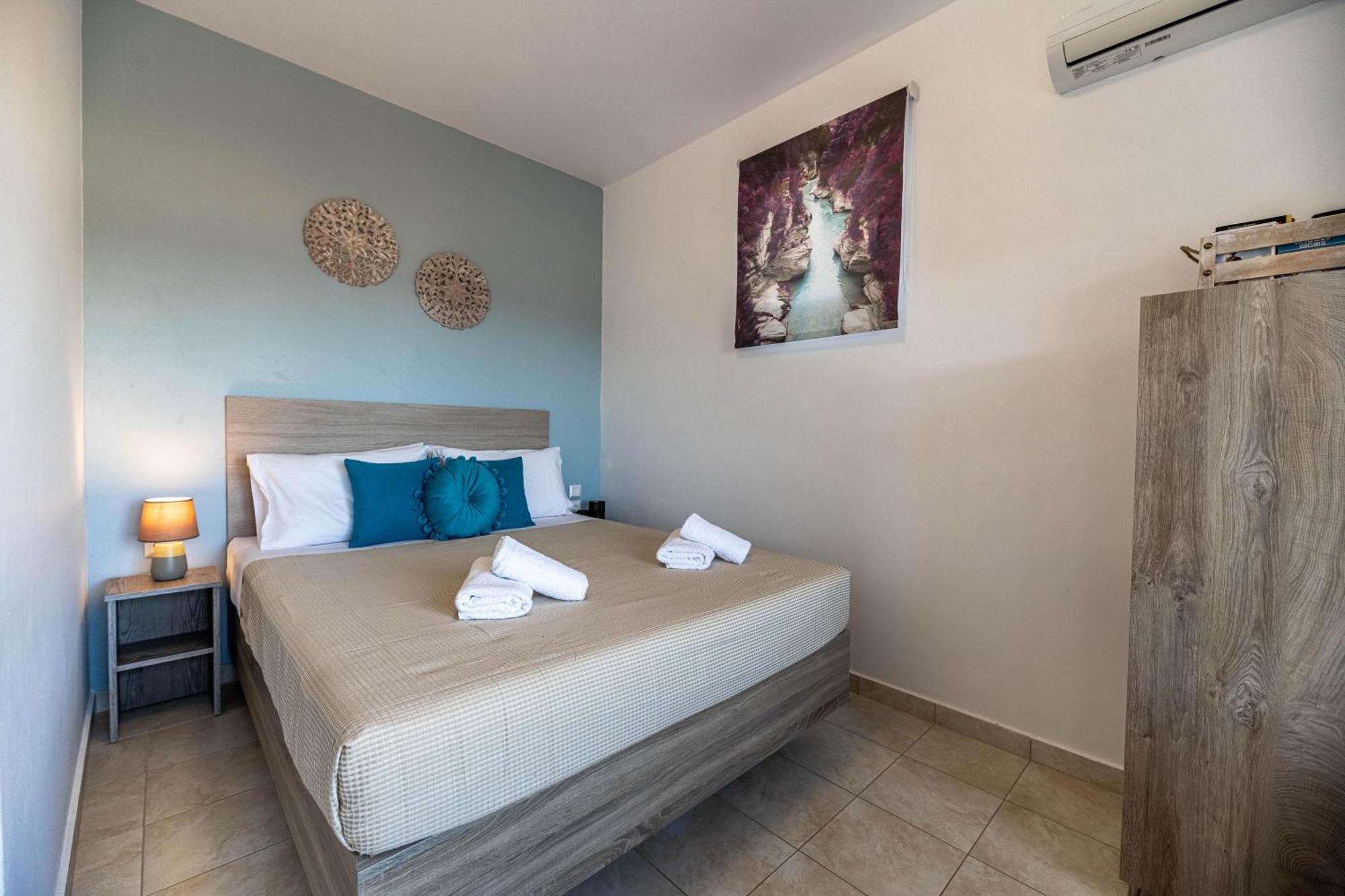 Aperanto Galazio Apartment Archangelos  Luaran gambar