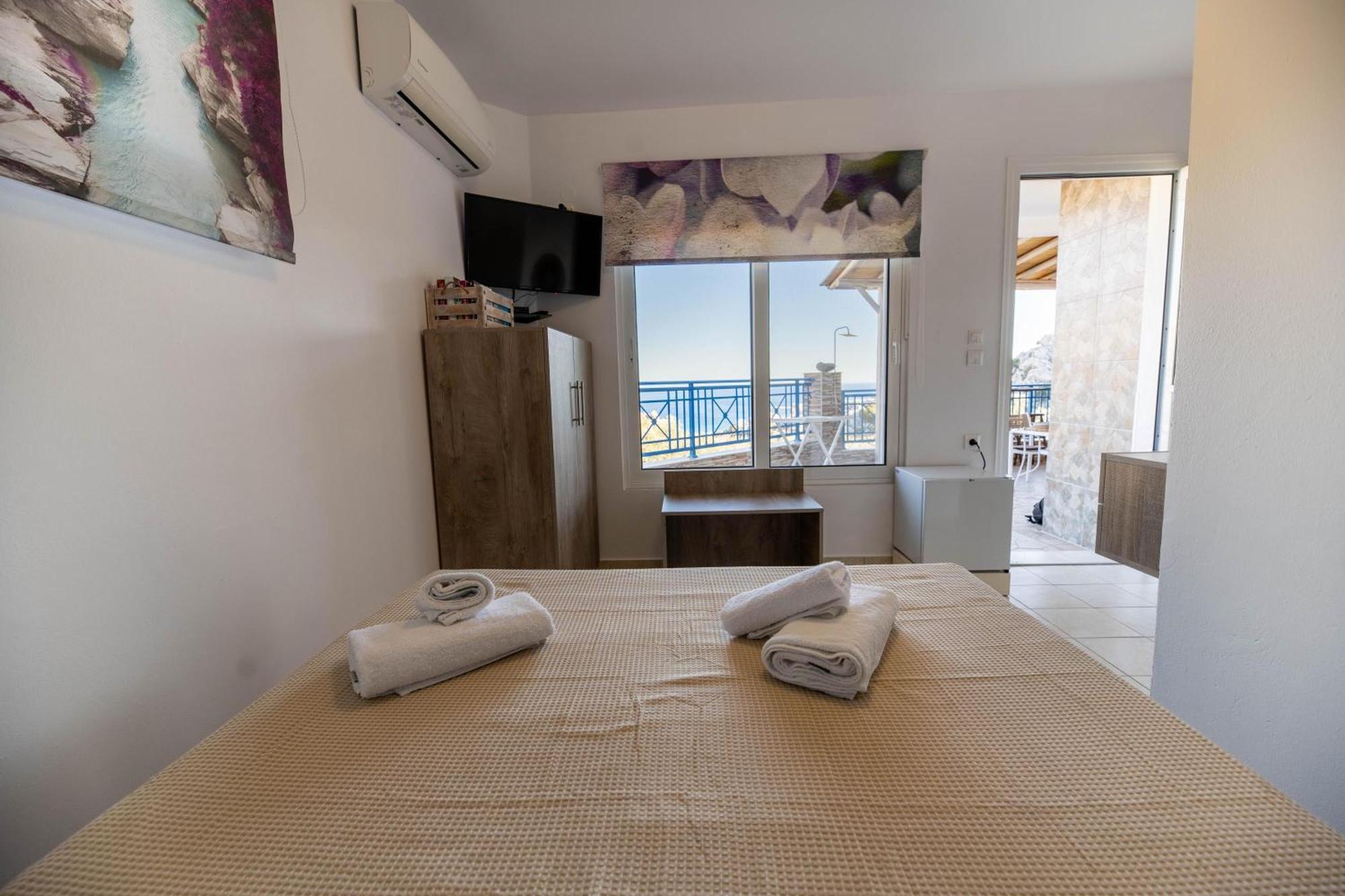 Aperanto Galazio Apartment Archangelos  Luaran gambar