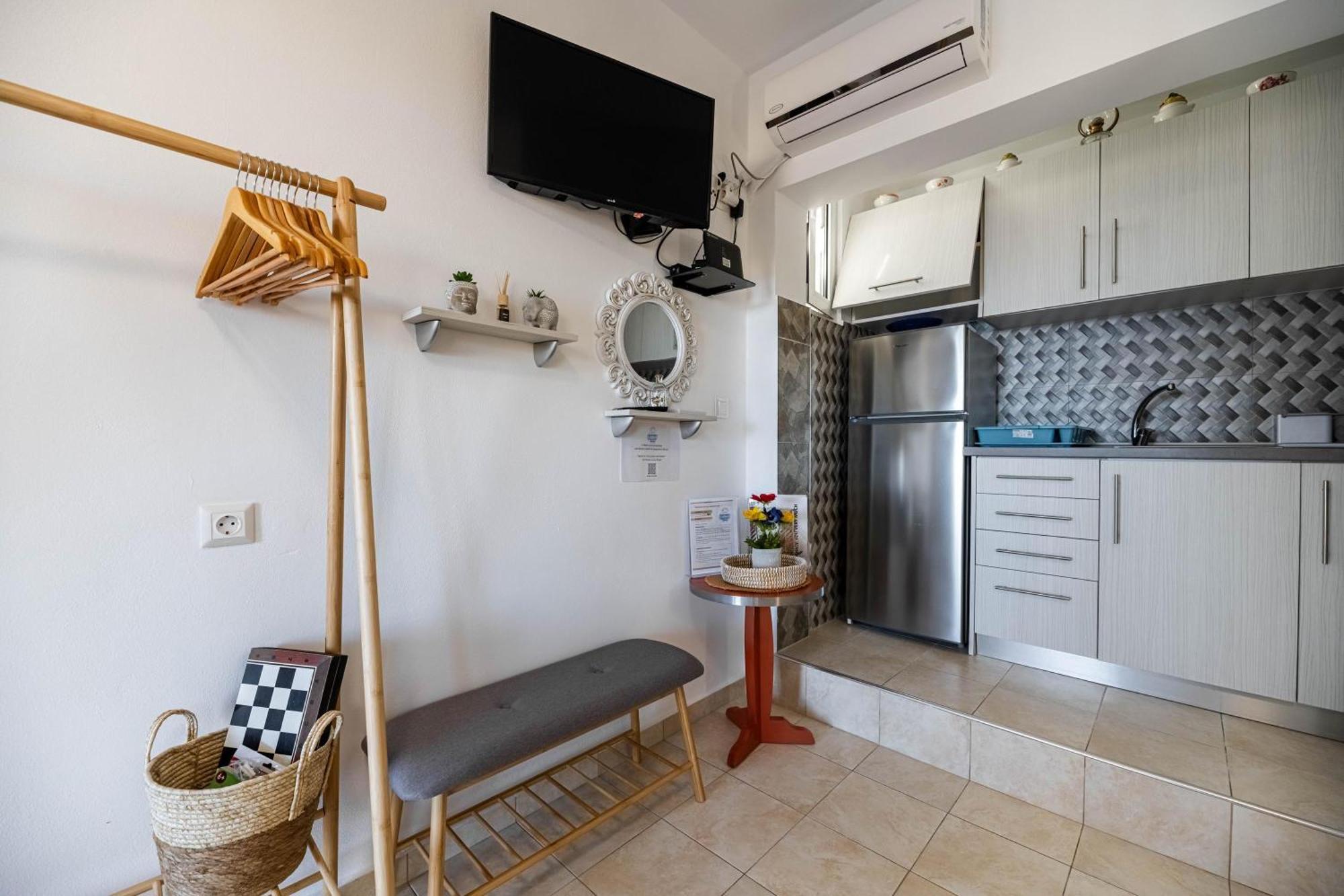 Aperanto Galazio Apartment Archangelos  Luaran gambar